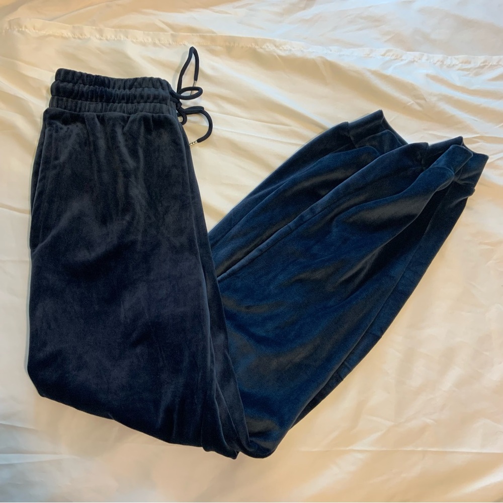 LA GROWN Small navy velvet sweatpants